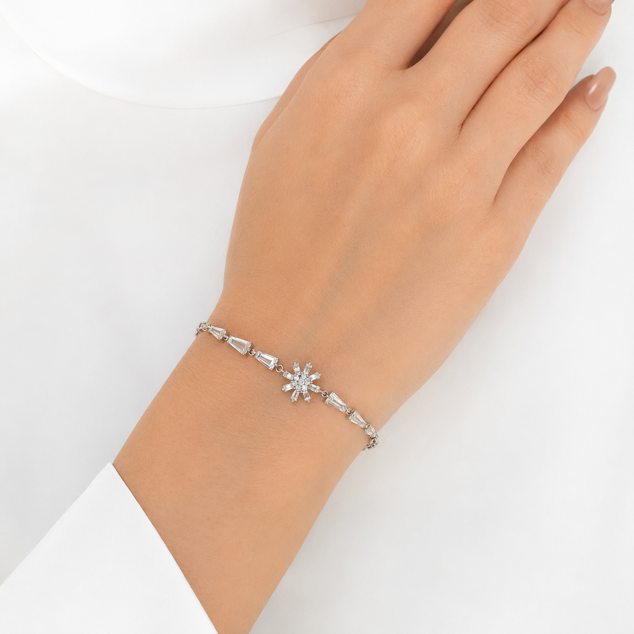 Сребърна гривна Снежна звезда